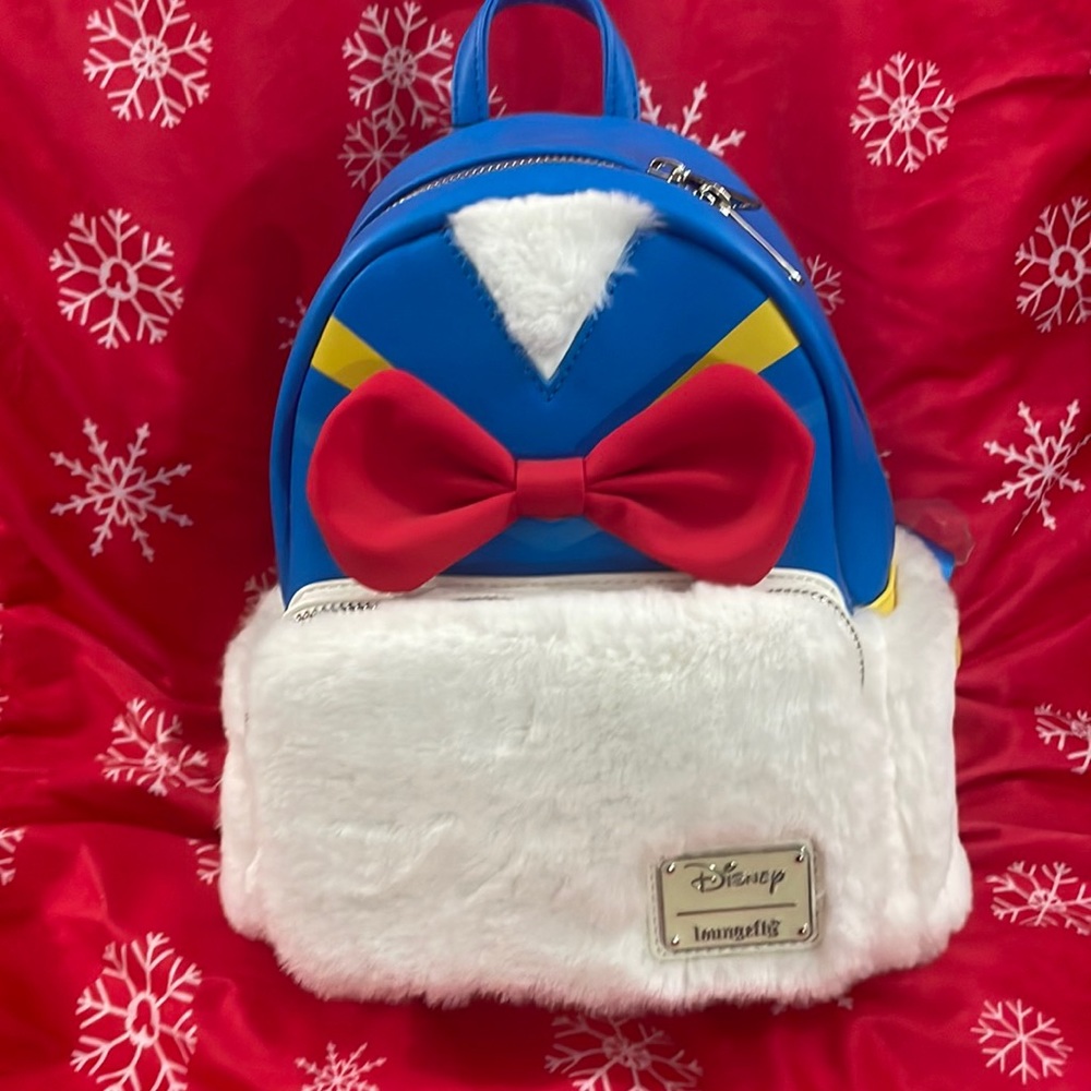Donald Duck Loungefly mini backpack